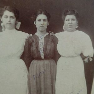 Meet your Posher, Leilani